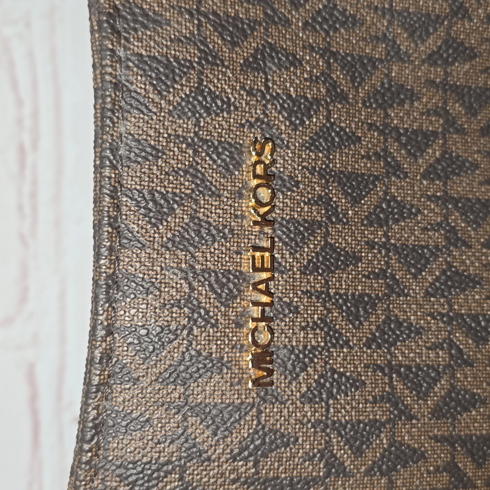 Michael Kors OutletJet Set Travel Large Logo Messenger Bag NWOT - Picture 6 of 16